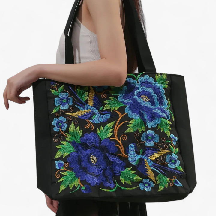 Borsa tote floreale multicolor per donna, versatile per la primavera. Ideale per look casual o elegante.