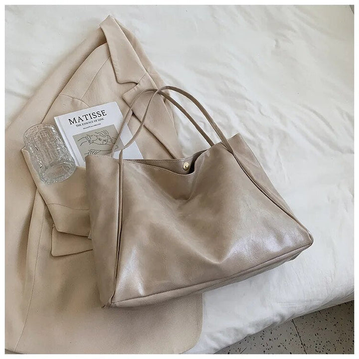 Borsa elegante a tracolla per donna, ideale per l'uso quotidiano, un tocco chic al tuo outfit.