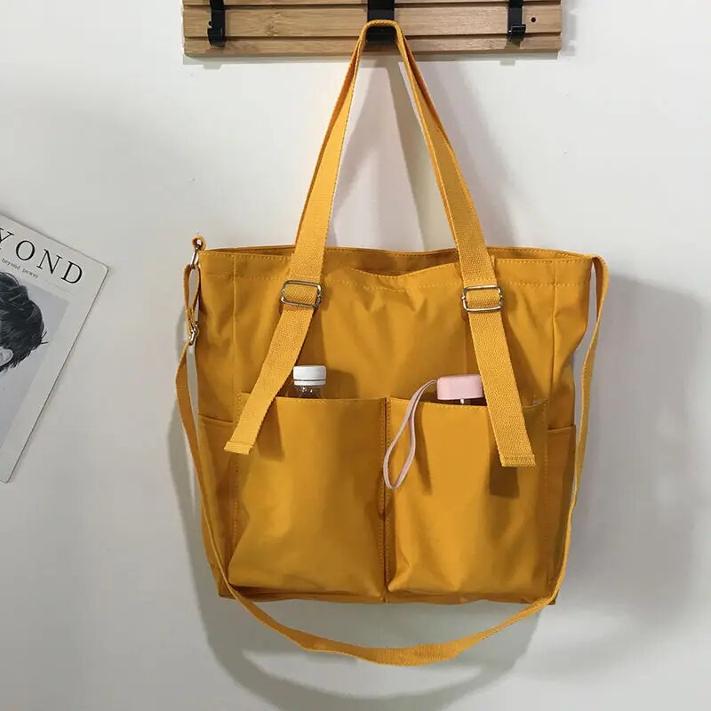 Borsa tote estiva donna multicolore, spaziosa per vacanze, mare e avventure quotidiane. Tessuto leggero.