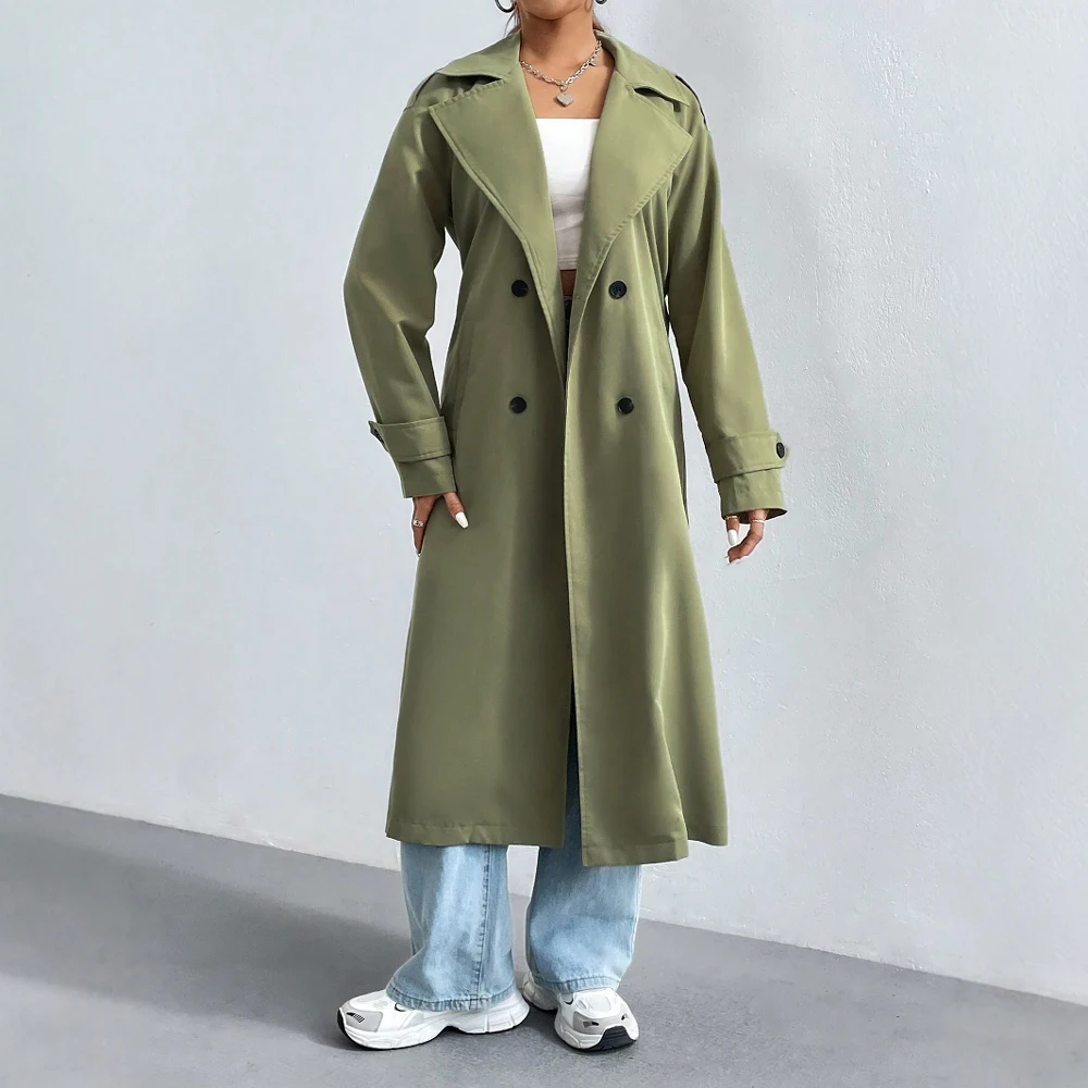 Cappotto trench donna lungo doppiopetto color khaki, perfetto per moda autunno/primavera, stile elegante e sofisticato.