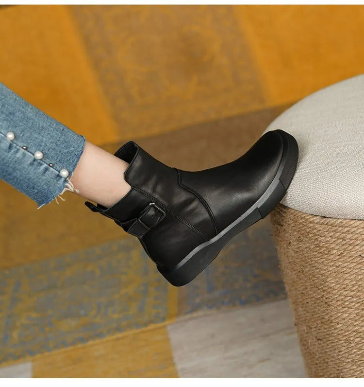 Stivaletti donna eleganti in pelle marrone, stile vintage con suola antiscivolo. Scarpe autunno inverno comfort.