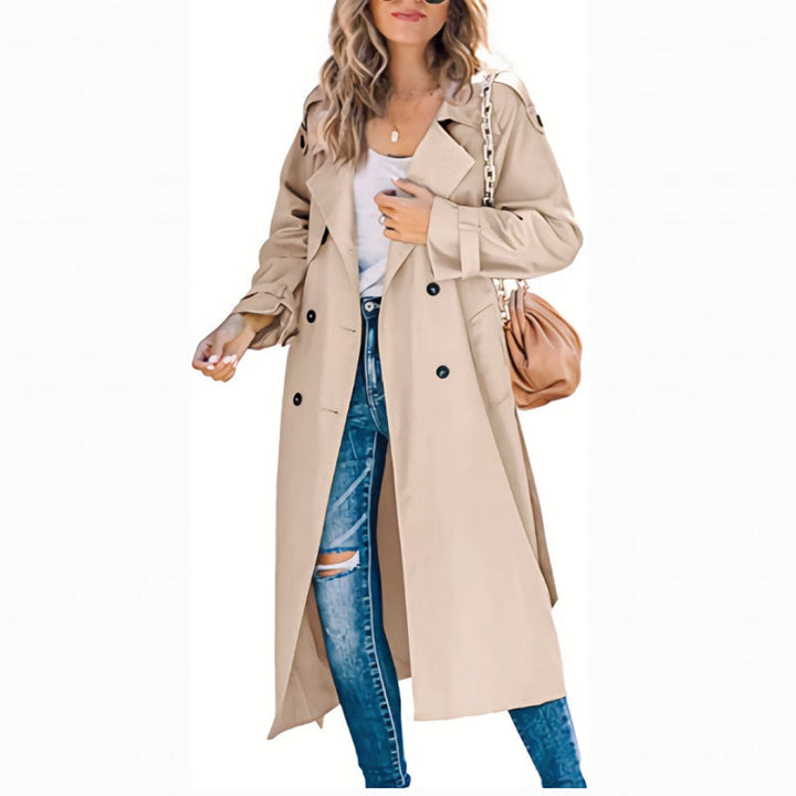 Trench aderente elegante da donna, giacca lunga classica. Stile versatile per moda femminile primaverile e autunnale.