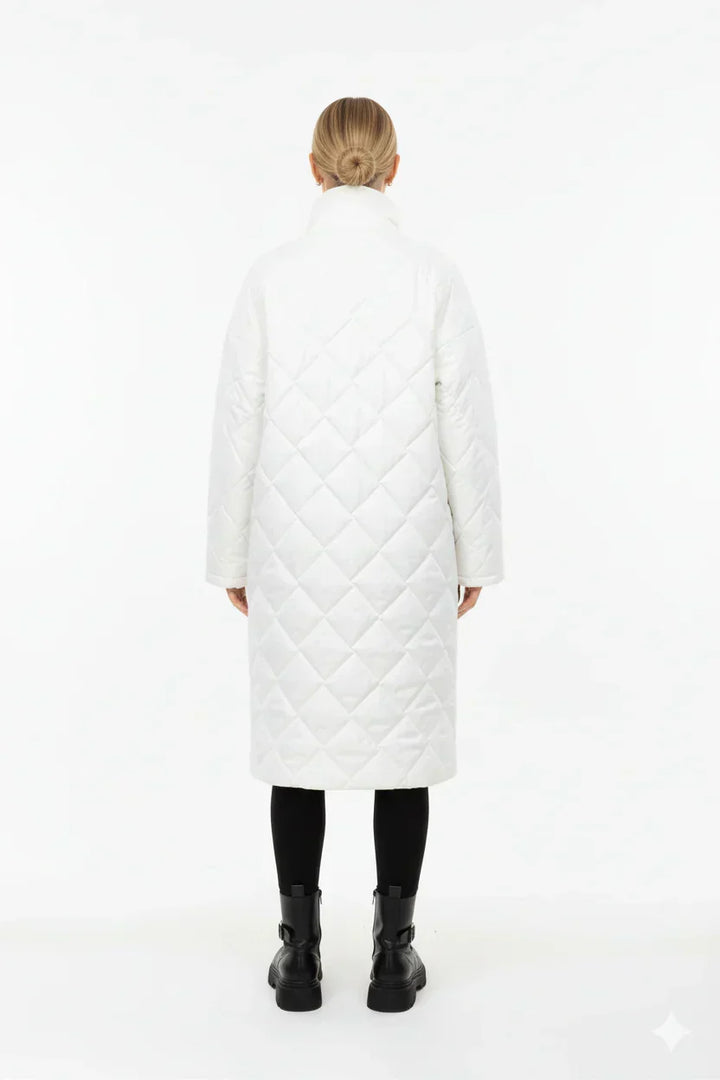 Resta calda e alla moda con questa giacca invernale donna reversibile, due stili in un solo capo.