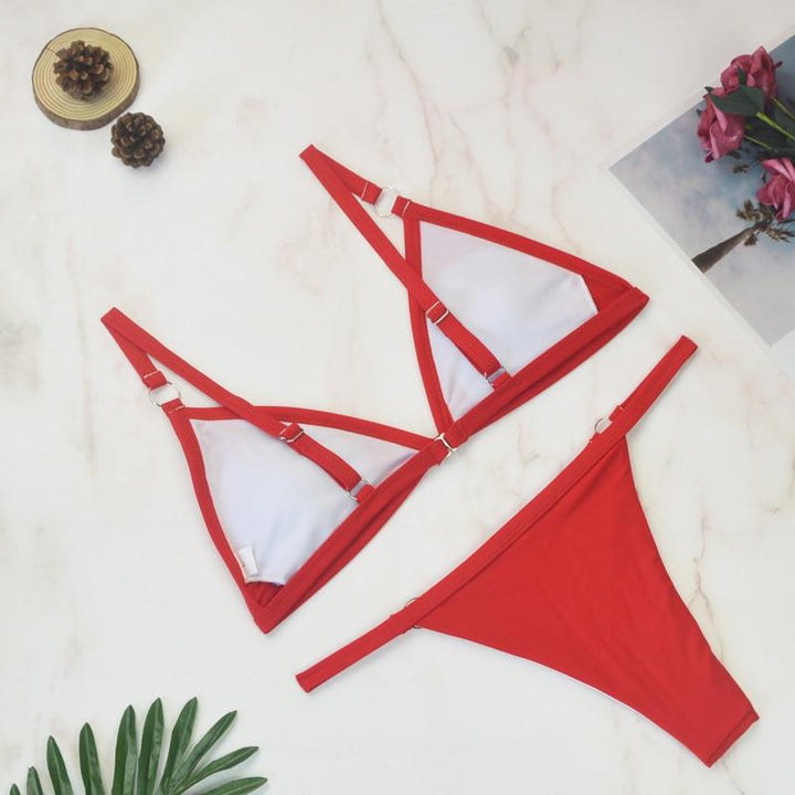 Bikini da mare donna, spalline regolabili e design a triangolo classico. Comodo e alla moda.