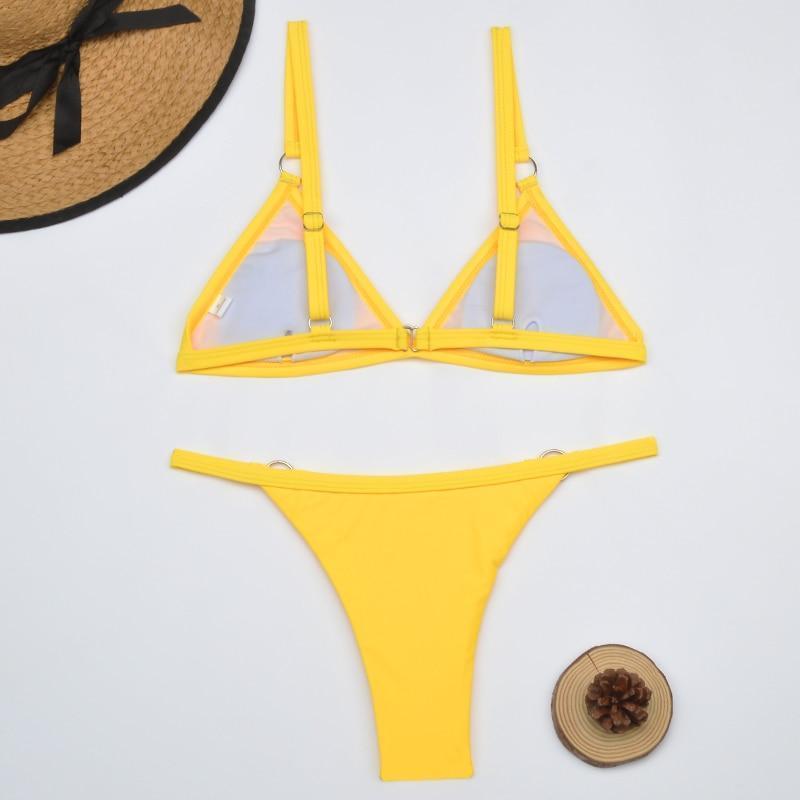 Costume da bagno due pezzi per donna, triangolo classico, spalline regolabili.