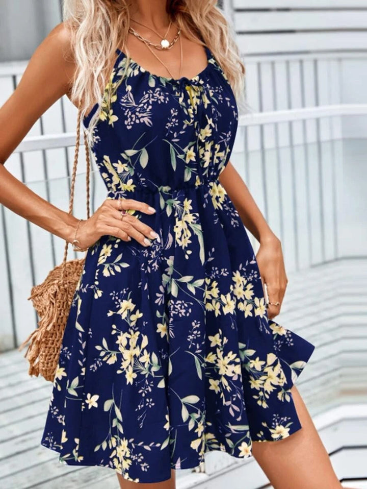 Vestito leggero estivo bohemien da donna, senza maniche, ideale per comfort e stile spensierato.