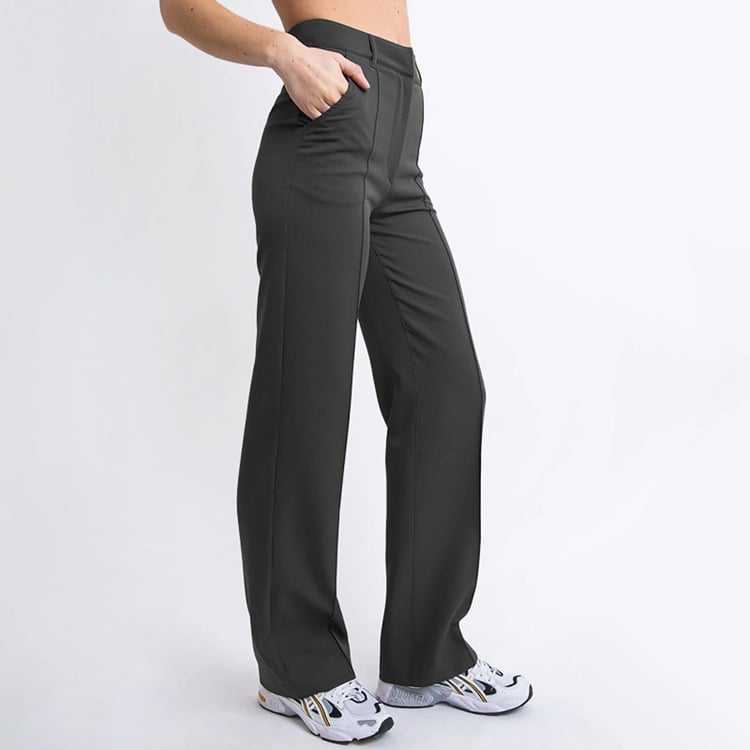 Abbigliamento donna: pantaloni a vita alta, gamba dritta. Eleganza e comfort per l'ufficio.