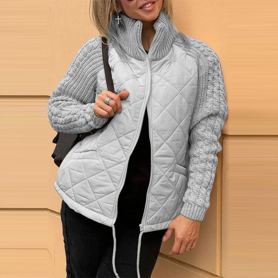 Piumino donna invernale trapuntato, collo alto, caldo e alla moda, con cerniera versatile.