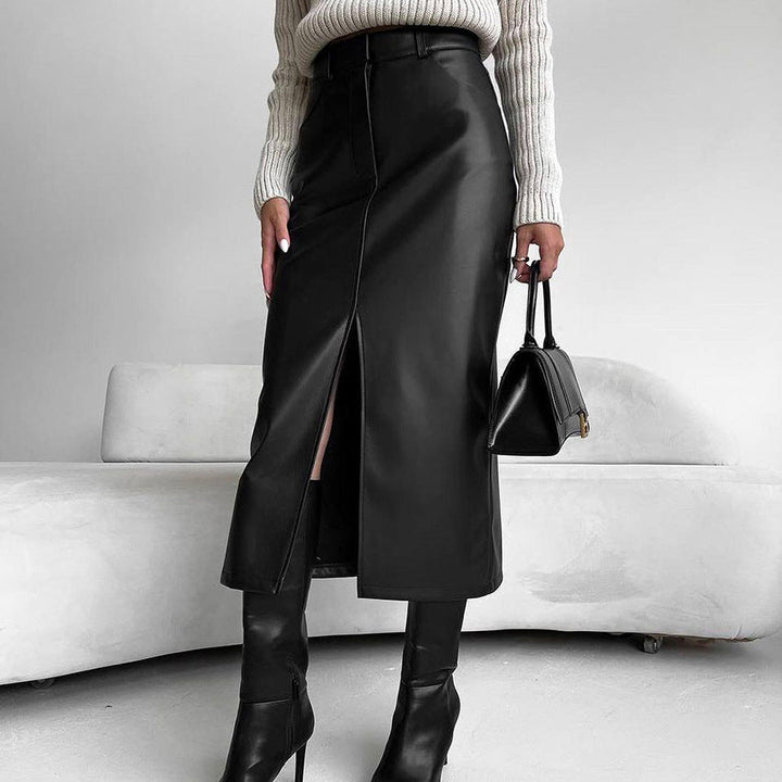 Gonna dritta a vita alta, elegante e moderna, perfetta per l'ufficio o eventi autunnali donna.