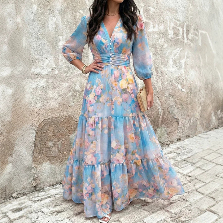 Maniche 3/4 con volant su abito da donna, look femminile e versatile per primavera.