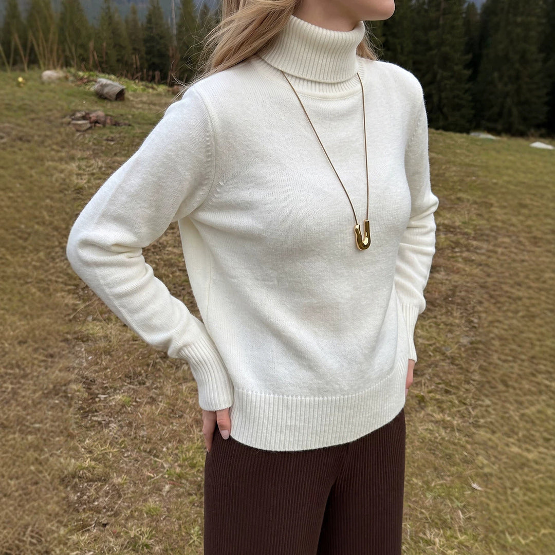 Maglia ampia e confortevole per donna, morbida al tatto. Perfetta per un look rilassato e quotidiano.