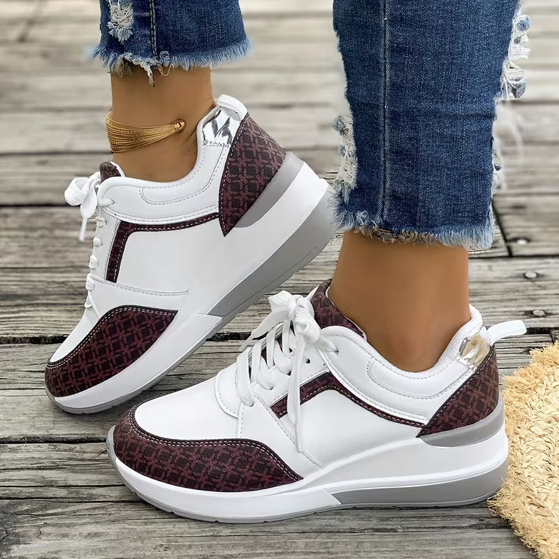 Scarpe donna con tacco largo per un comfort superiore, stabilità antiscivolo ed eleganza quotidiana. Calzature versatili.