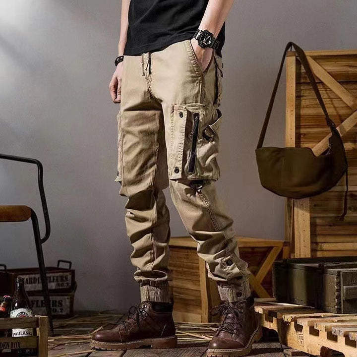 Pantaloni cargo uomo per lavoro, gamba dritta, tasche pratiche. Ideali per comfort e stile casual autunnale.