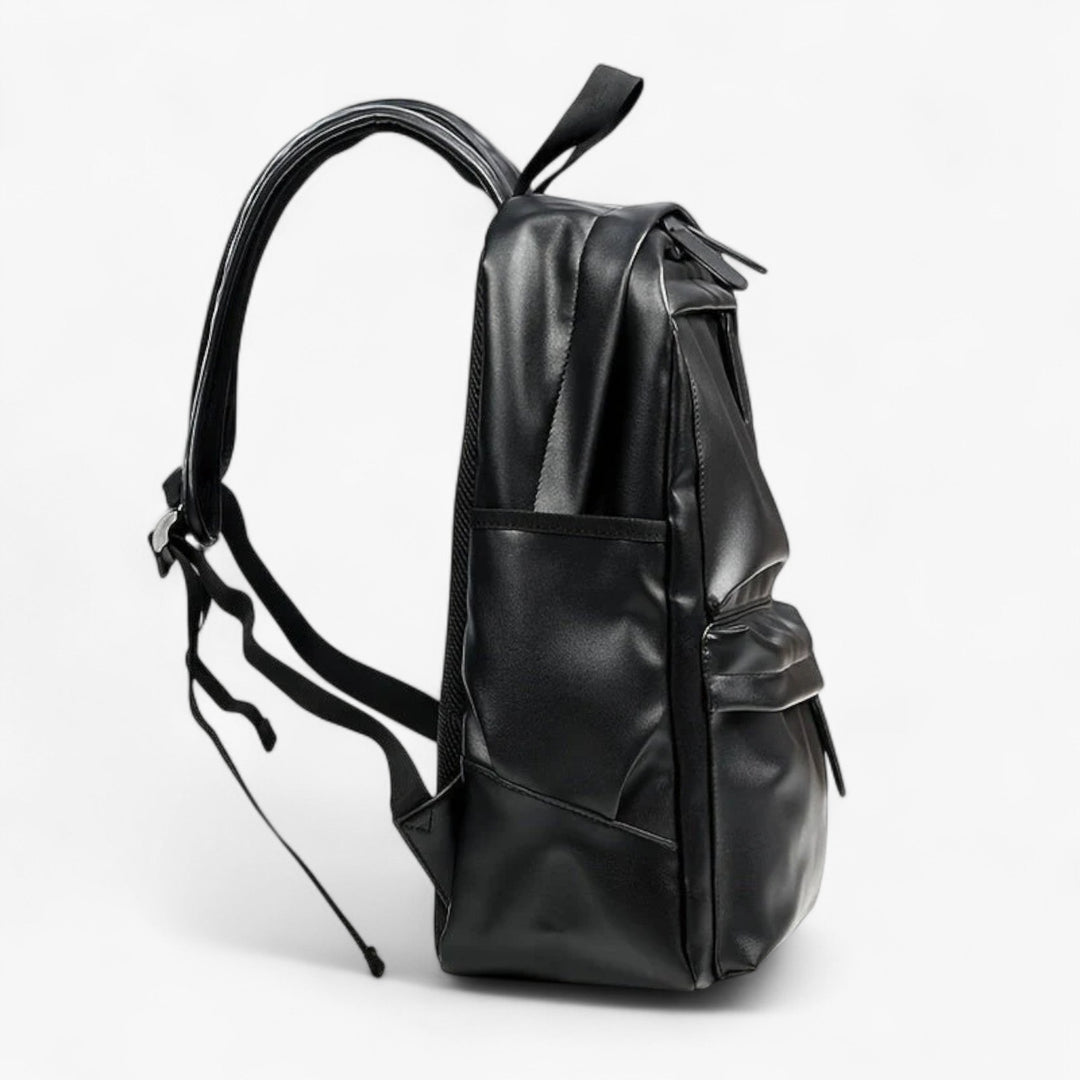 Zaino nero da uomo per laptop e documenti, stile urbano elegante per professionisti e studenti.