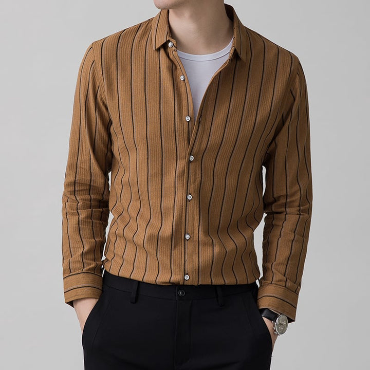 Camicia da uomo casual chic con dettagli jacquard e righe, maniche lunghe, ideale per ufficio e tempo libero.