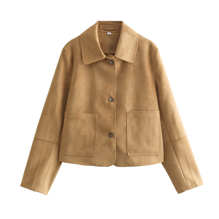 Giacca donna elegante beige con colletto quadrato e tasche. Stile versatile, perfetta per moda femminile autunno/primavera.