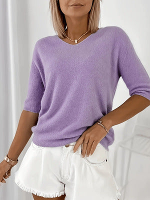 Maglione donna leggero scollo a V. Perfetto per un look casual o più formale. Moda primavera/autunno.