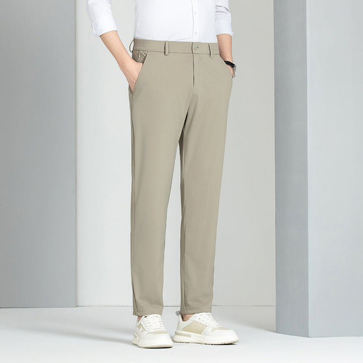 Pantaloni uomo eleganti elasticizzati, comodi e versatili, perfetti per la primavera e lo stile casual.