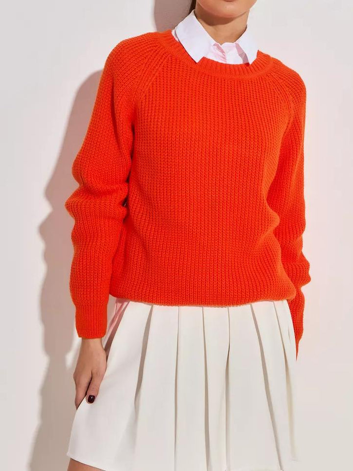 Elegante maglione donna tinta unita, maglia spessa, ideale per un look caldo e sofisticato.