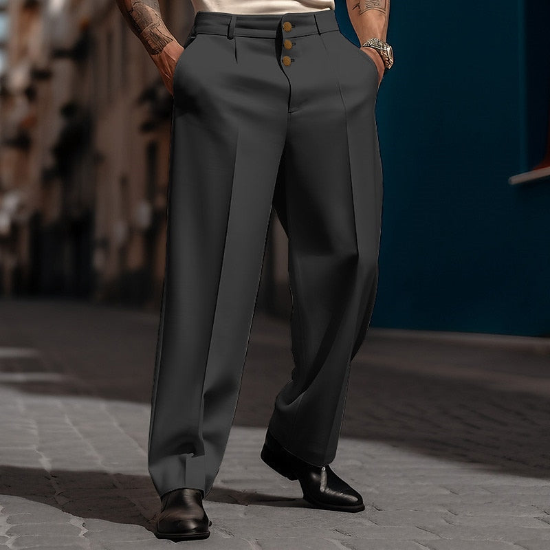 Abbigliamento maschile: pantaloni ampi uomo per massimo comfort e stile casual. Ideali per outfit alla moda.