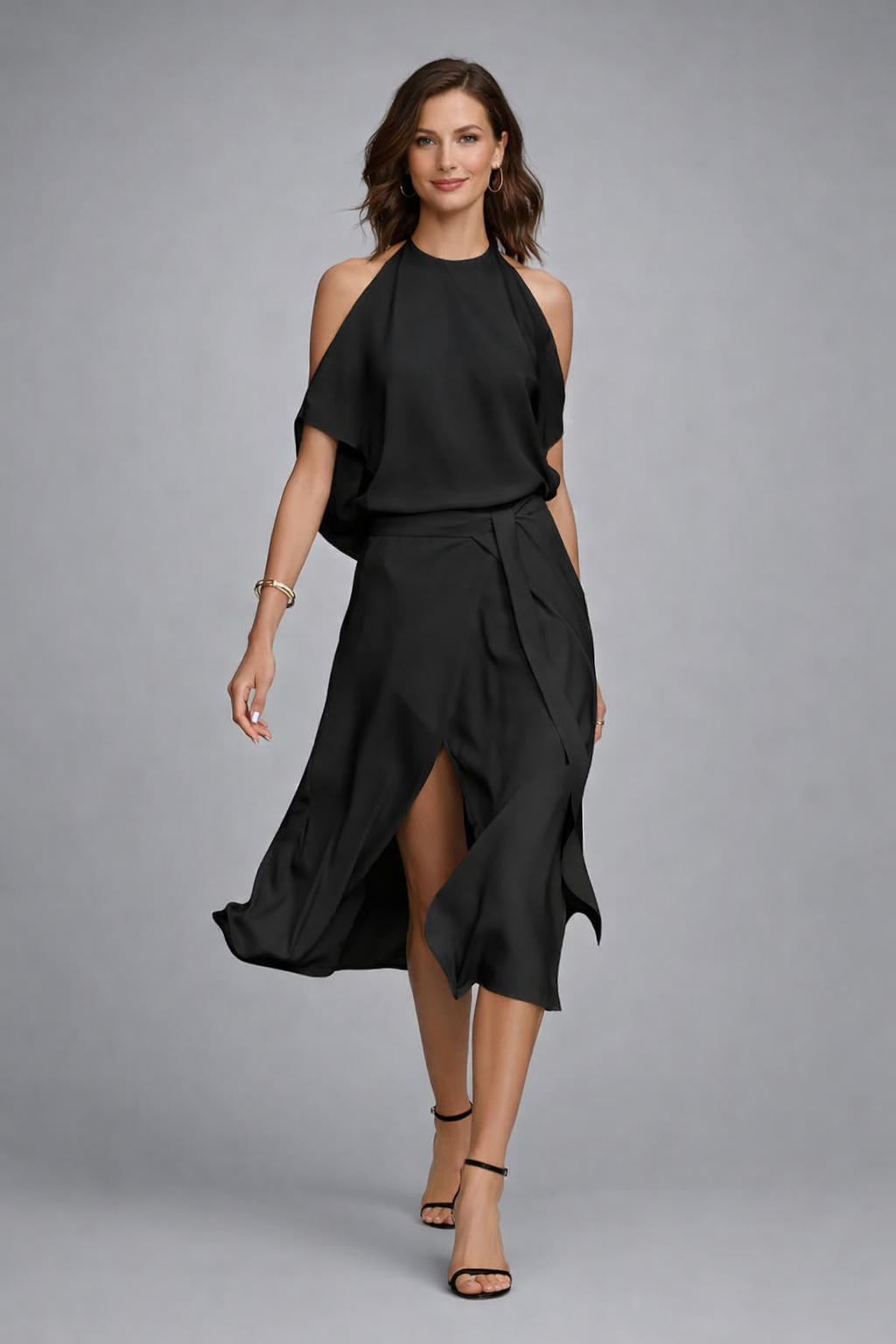 Vestito midi donna elasticizzato, design con spalle scoperte e taglio asimmetrico. Disponibile in vari colori.