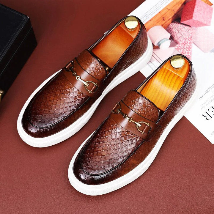 Scarpe estive uomo modello mocassino in ossidiana, perfette per primavera estate, comfort e stile casual-elegante.