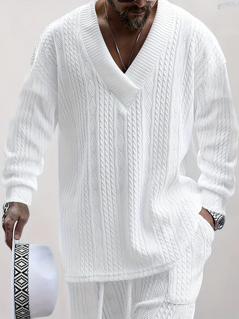Set donna in maglia, pullover e pantaloncini. Perfetto completo casual per il relax autunnale e il tempo libero.