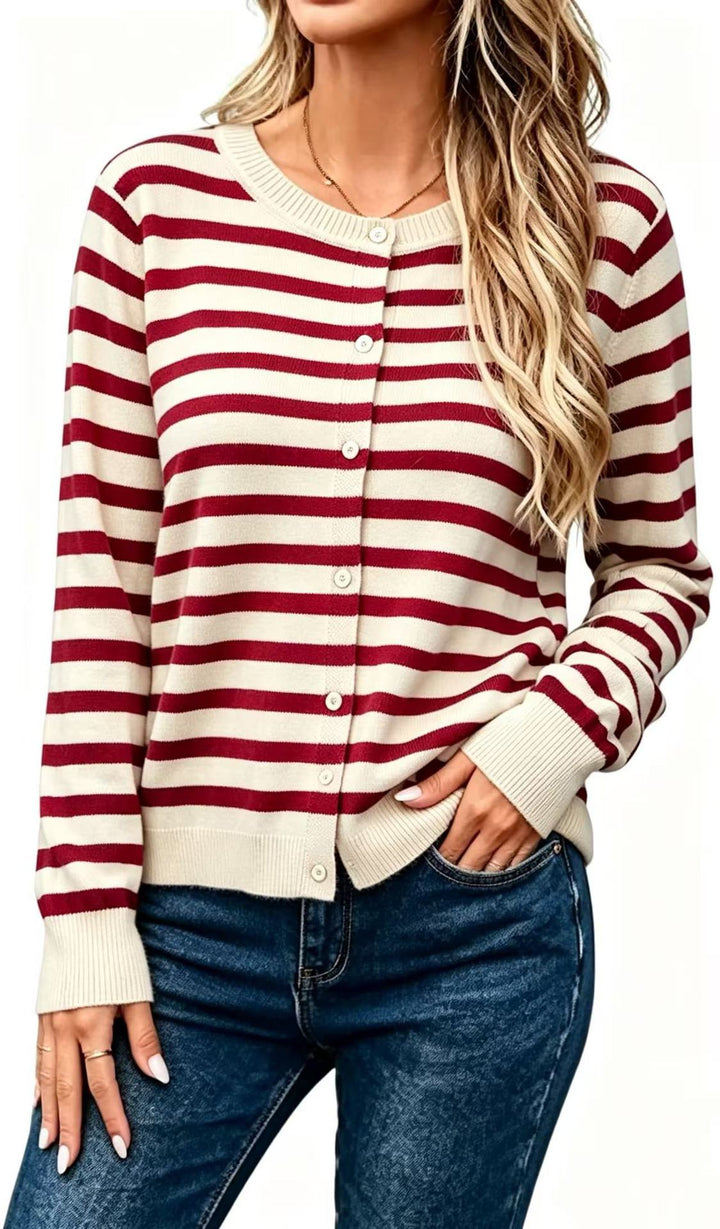 Cardigan donna a righe, ideale per moda autunnale e invernale. Un capo comodo e versatile da avere.