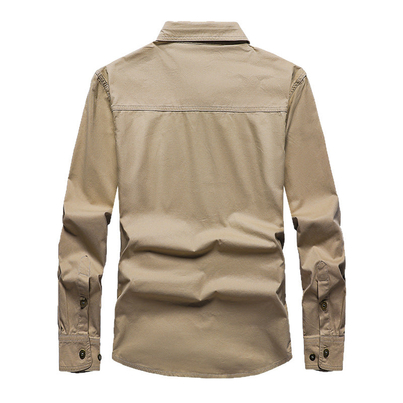 Camicia cargo uomo dal taglio comodo, per un look maschile rilassato e pratico ogni giorno.