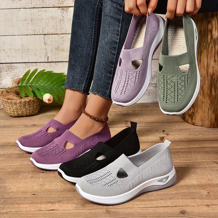 Scarpe donna antiscivolo leggere, ideali per camminata quotidiana con massimo comfort.