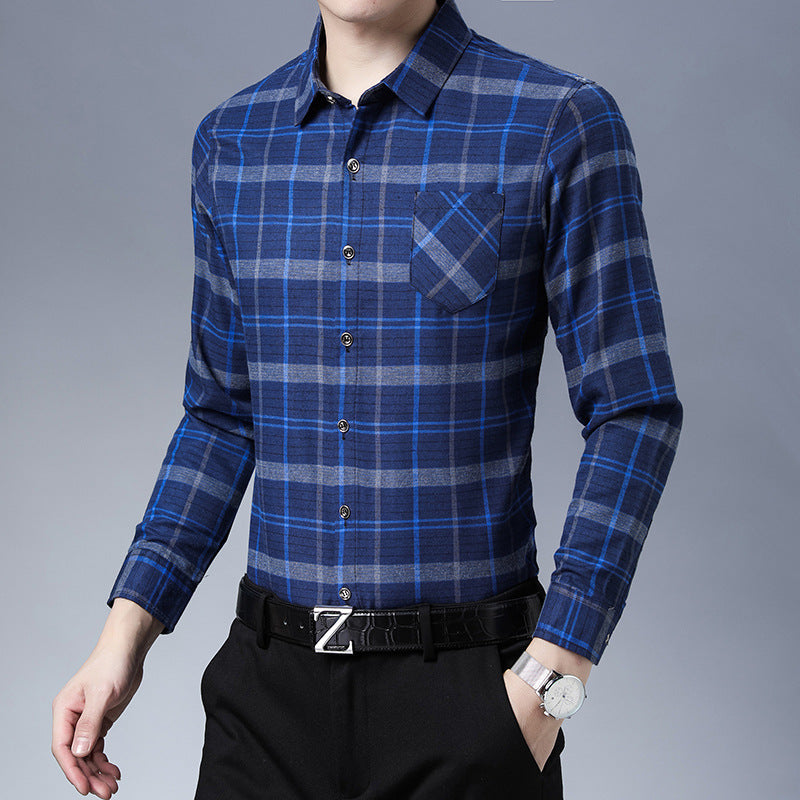 Camicia uomo a quadri, maniche lunghe, vestibilità aderente per look casuale o elegante. Ideale per ufficio.