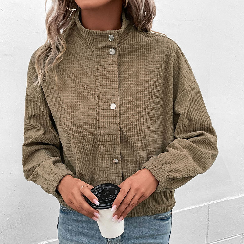 Giacca donna casual in velluto a coste marrone, ideale per la moda autunnale e primaverile.