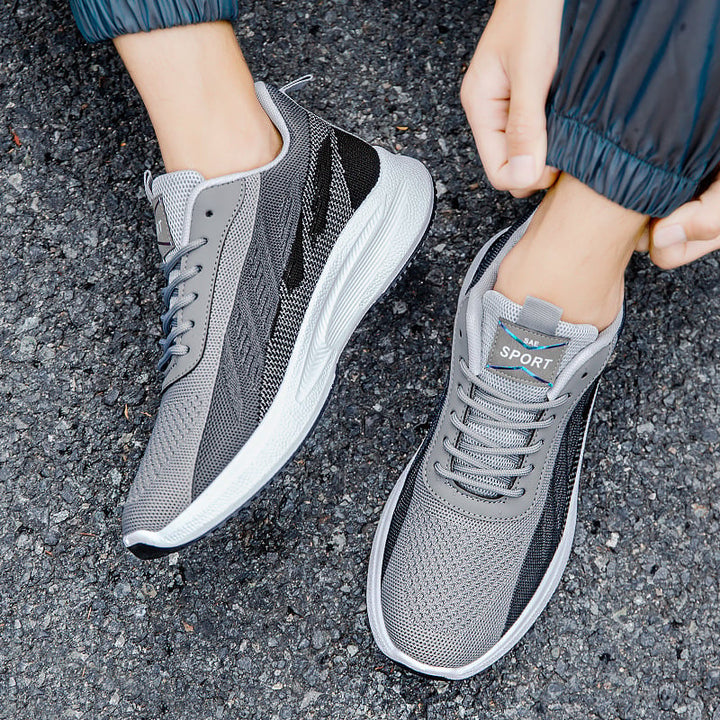 Scarpe uomo sneakers casual, comfort e stile abbinati, con lacci, per un uso quotidiano.