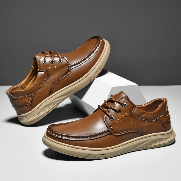 Mocassini uomo casual per primavera estate, scarpe traspiranti a punta tonda per ogni outfit.