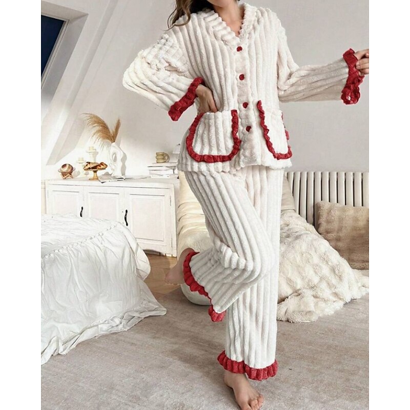 Set bianco a coste donna con volant sulla parte superiore e vita elasticizzata, stile fresco.