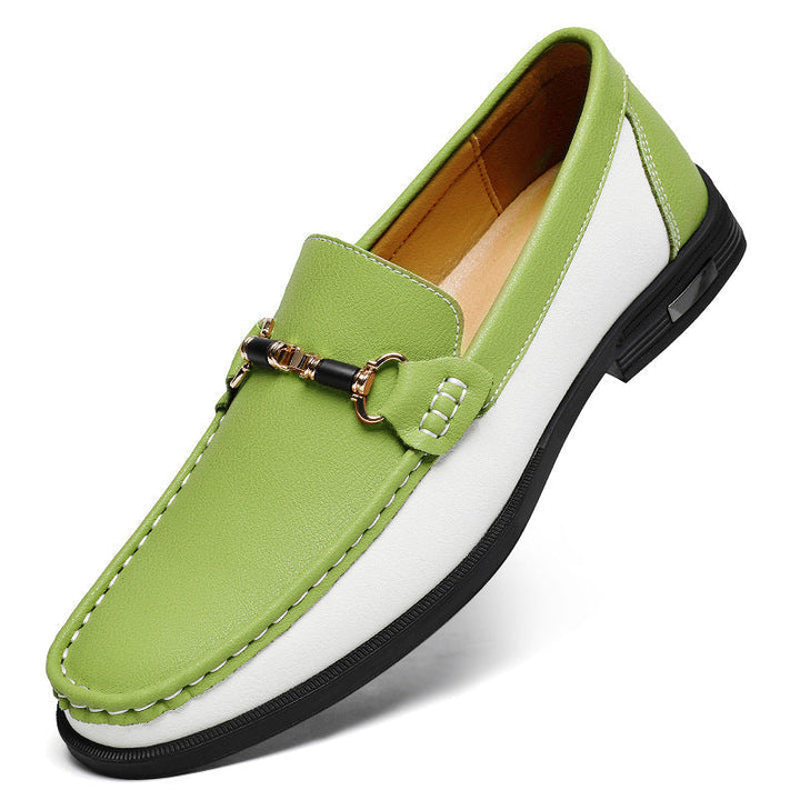 Calzature uomo moda estiva: mocassini traspiranti senza lacci per un look casual.