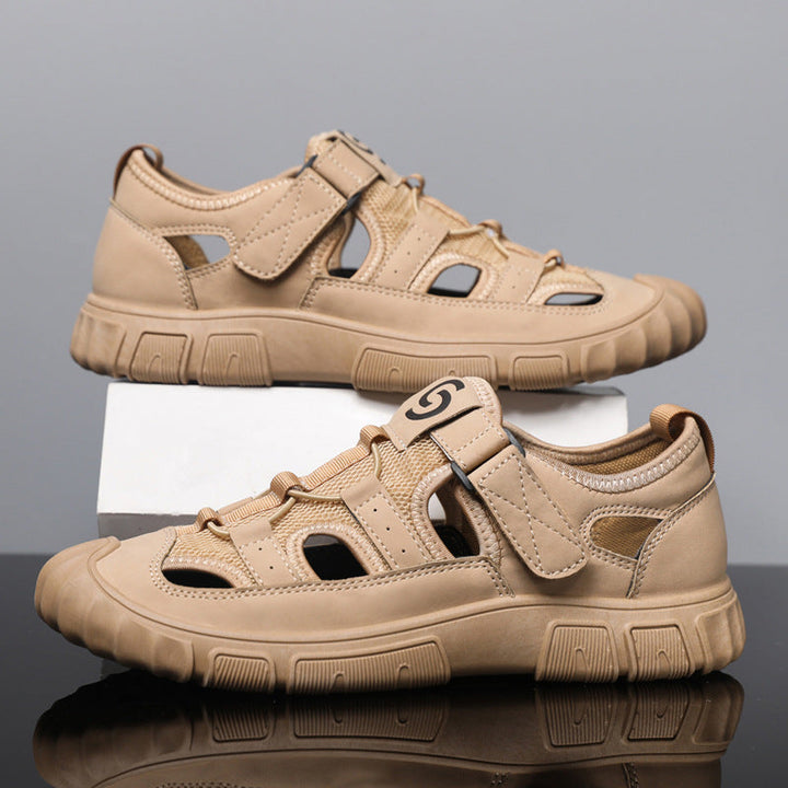 Sandali uomo comfort con chiusura regolabile a velcro, perfetti per lunghe passeggiate estive.