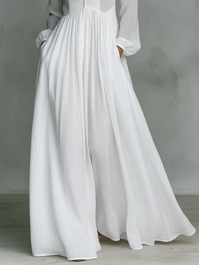 Eleganza estiva: abito maxi fluido da donna con bottoni. Vestito lungo casual chic, perfetto per ogni occasione.