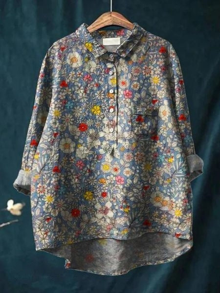 Blusa a fiori donna alla moda, versatile per ogni occasione in primavera e estate.