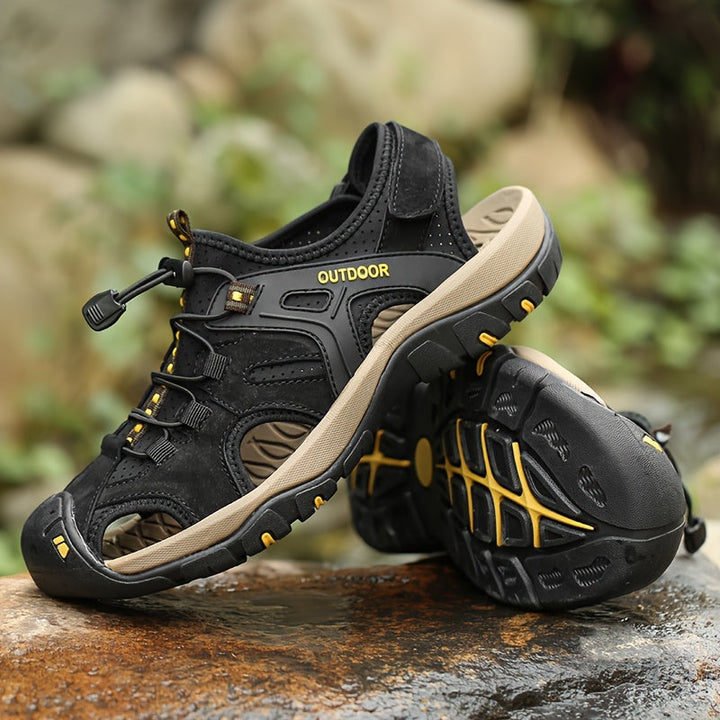 Sandali estivi uomo casual e sportivi, ideali per outdoor e avventura. Design robusto e traspirante.