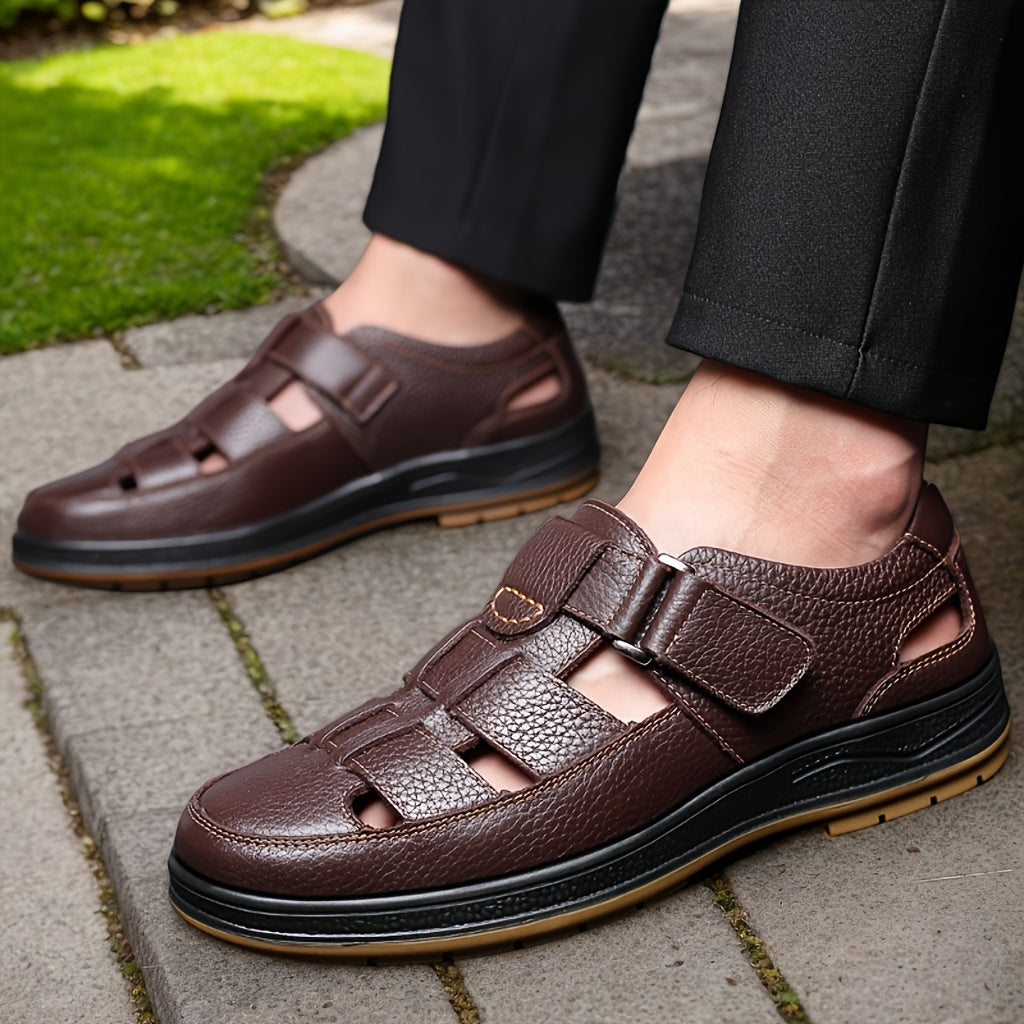 Sandali uomo estivi in pelle: comodi, traspiranti ed eleganti. Calzature aperte per ogni occasione casual.