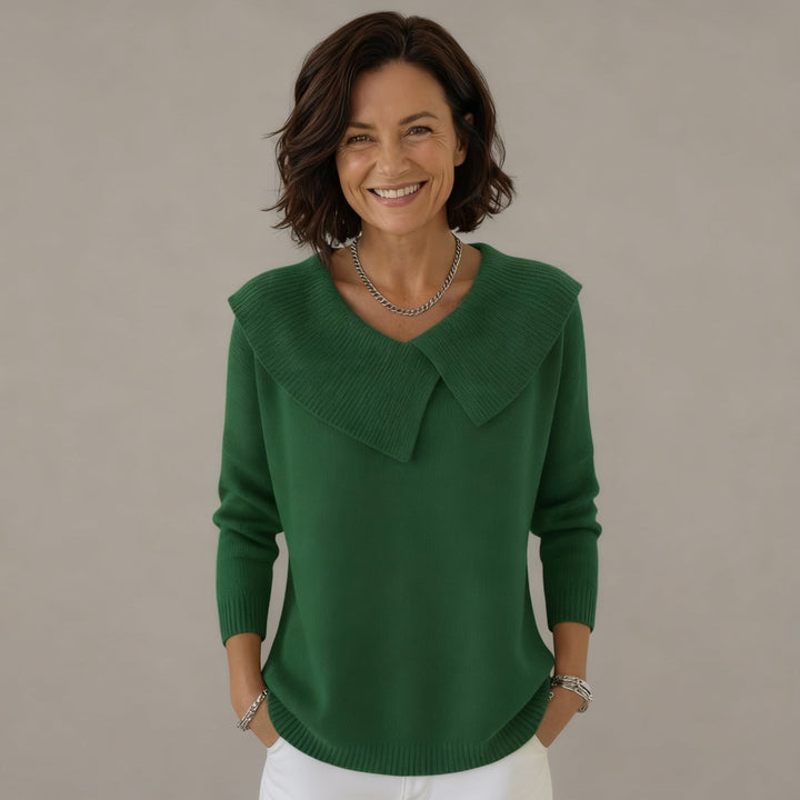 Maglione invernale donna elegante e comodo con collo sciallato, perfetto per la moda inverno casual.