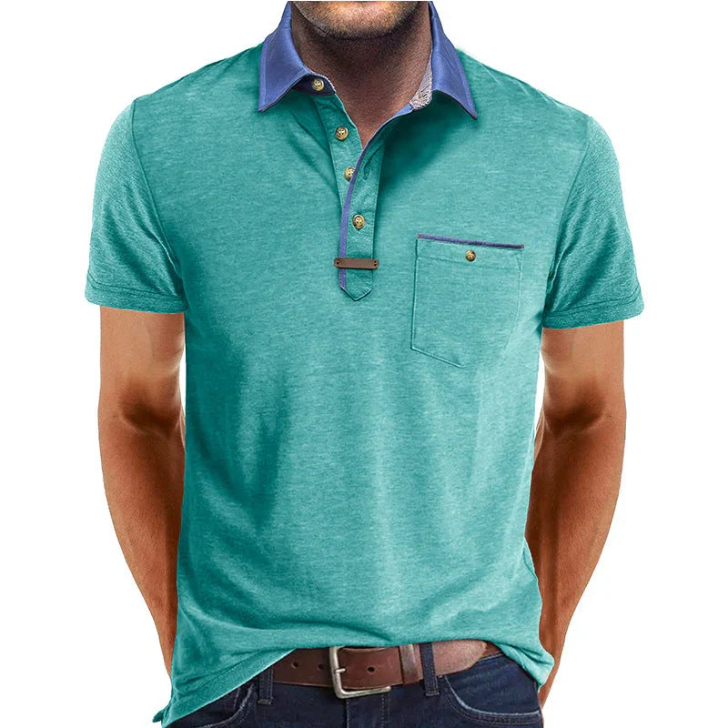 Dettaglio: colletto a contrasto e bottoni dorati su polo donna elegante, per uno stile unico.