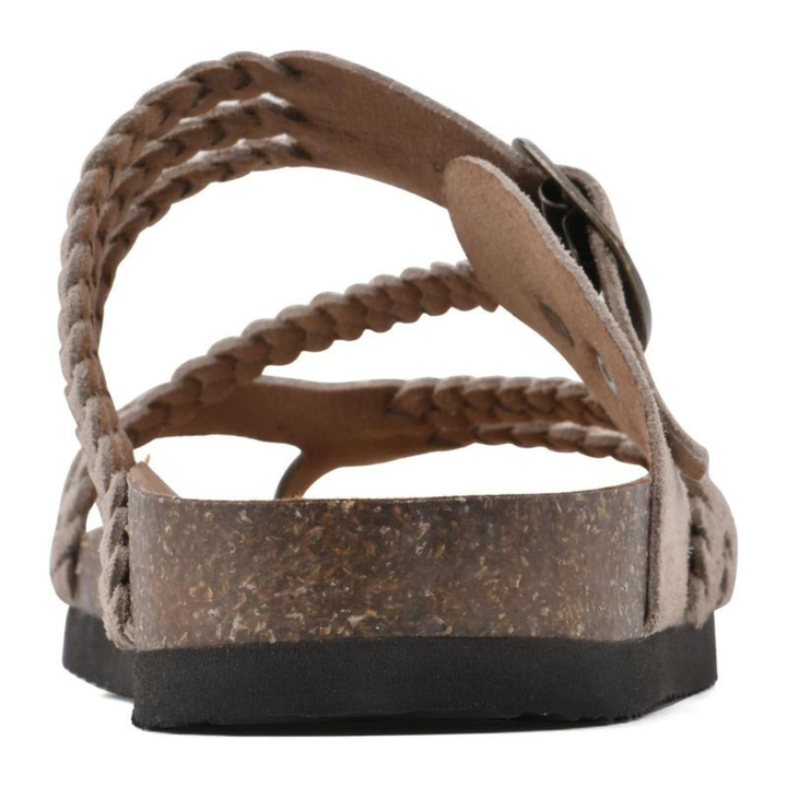 Moda donna estiva: sandali intrecciati con fibbia. Comodi, regolabili e perfetti per passeggio e relax.