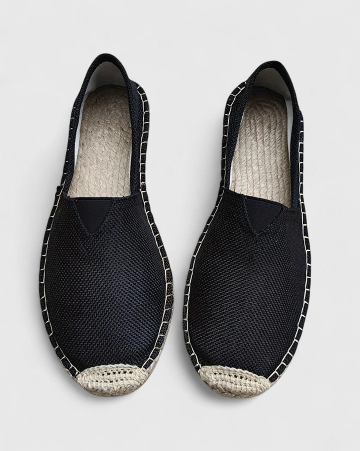 Scarpe espadrillas da donna estive con suola in corda, perfette per il comfort e lo stile casual della spiaggia.