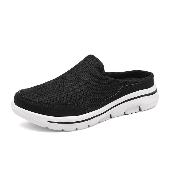 Dettaglio delle pantofole ortopediche da uomo. Offrono supporto e sollievo per i piedi, massimizzando il comfort.