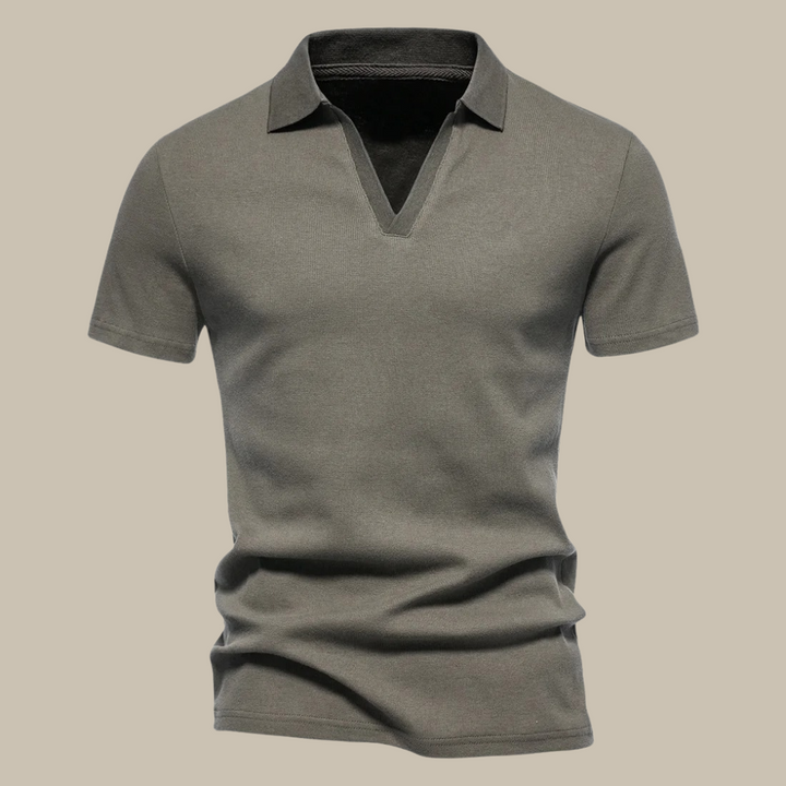 Polo uomo a maniche corte versatile, ideale per outfit casual o eleganti primaverili e di stile.