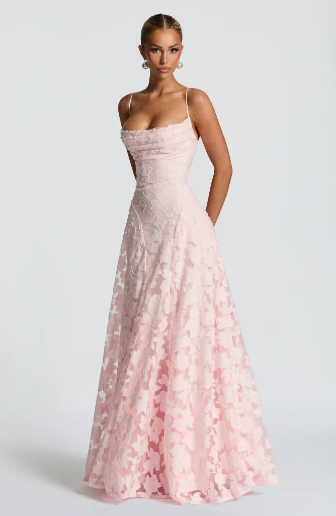 Abito donna lungo floreale, vestito da sera elegante scollo a cuore, per moda autunno.