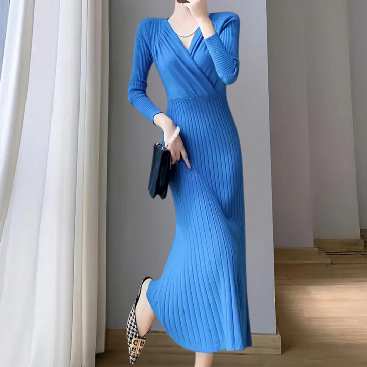 Abito midi donna in maglia con vestibilità aderente e sottile, perfetto per moda femminile versatile.