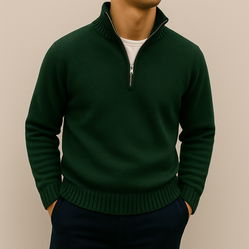 Primo piano di un maglione uomo a mezza zip, maglia casual elegante, perfetto per l'inverno.